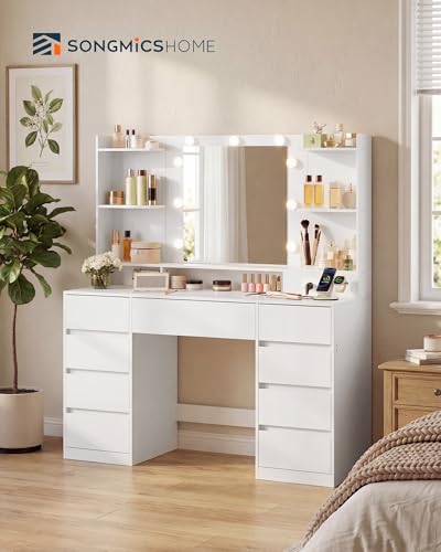SONGMICS HOME Vanity Desk with view 2